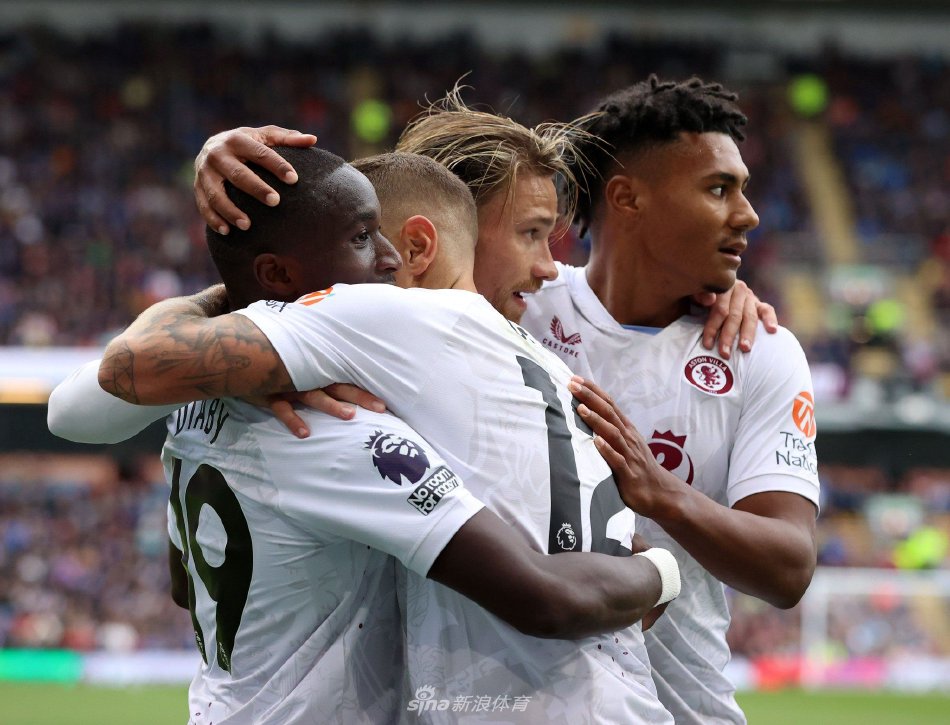 仅彰显了她 仅彰显了她